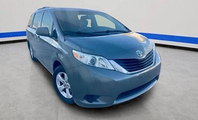 2012 Toyota Sienna LE