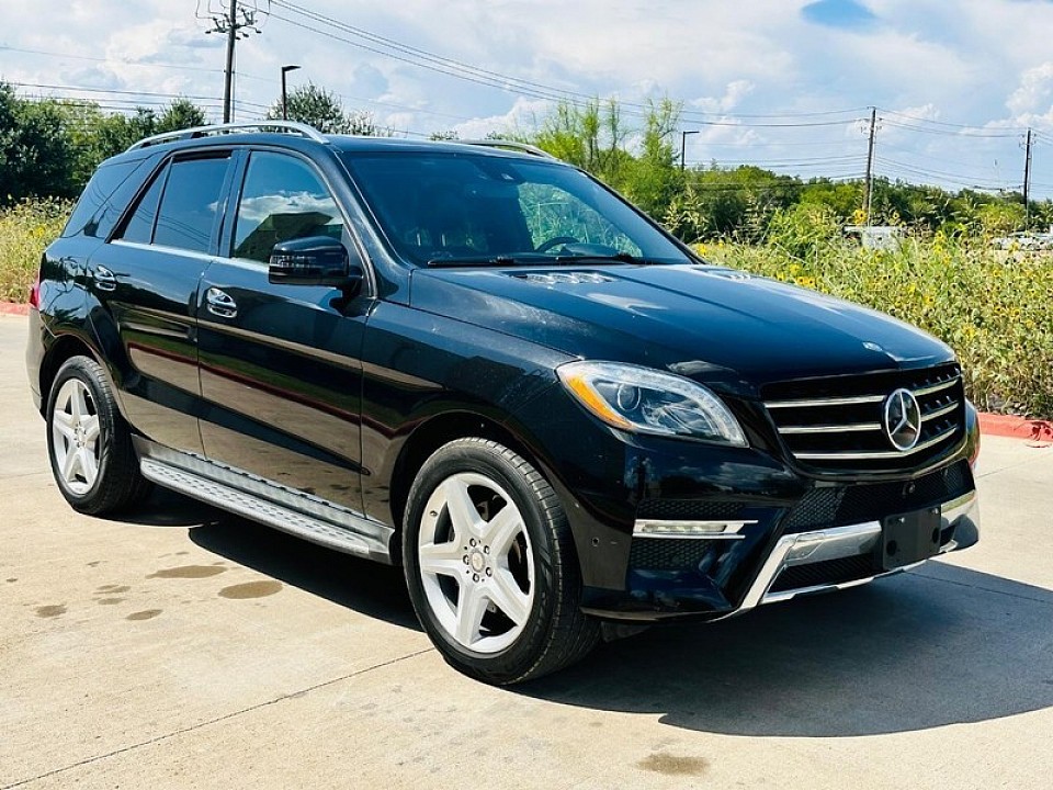 Black 2015 Mercedes Benz M-Class ML 400 AWD