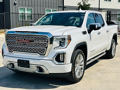 2021 GMC Sierra 4WD Denali Crew Cab
