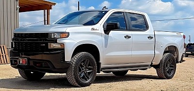 2022 Chevrolet Silverado 1500 LTD Custom Trail Boss Pickup 4D